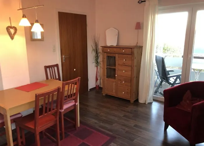 Haus Strandlaeufer 4 *